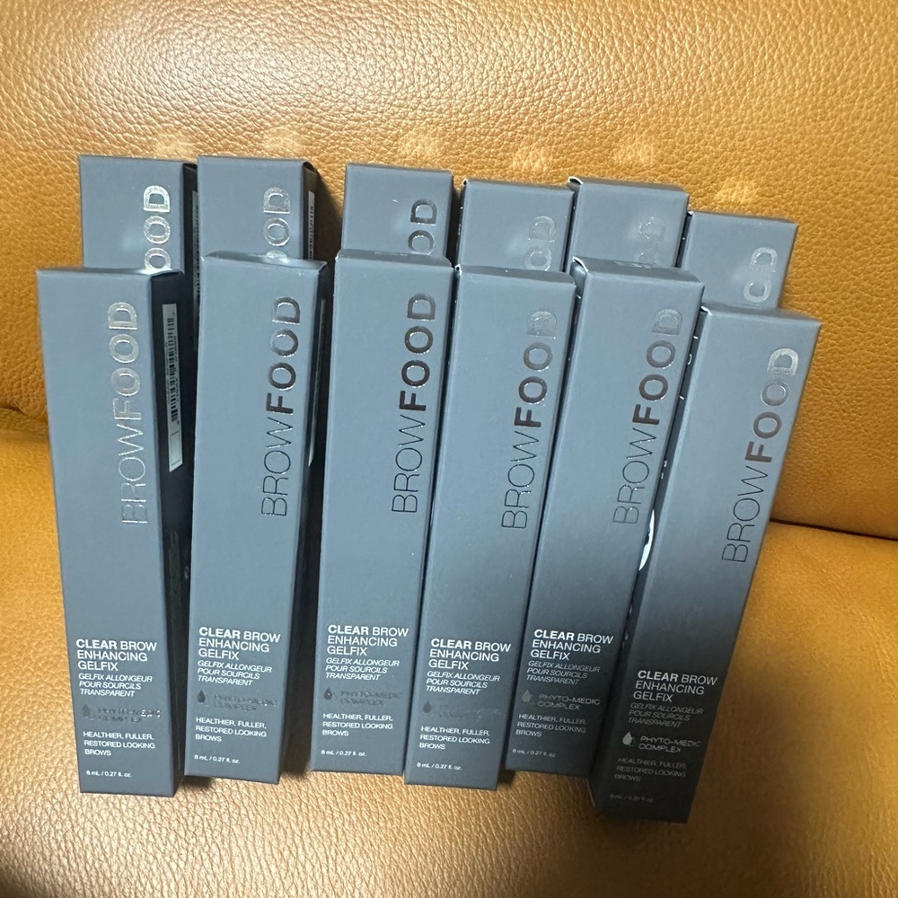 BrowFood Clear Brow Enhancing GelFix (1)